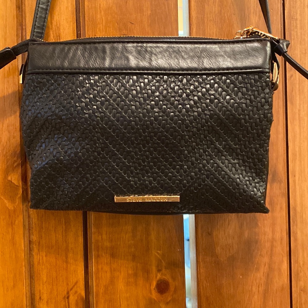 Black Steve Madden purse